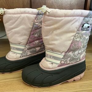 Sorel Gray Winter Boots